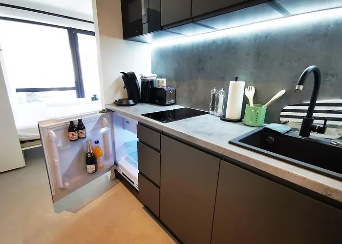Apartament Hh 02 By Rockchair - Superhost Status - Modernes Mit Sonnigem Balkon & Premium Boxspringbetten In Winterhude - Geheimtipp Hamburg