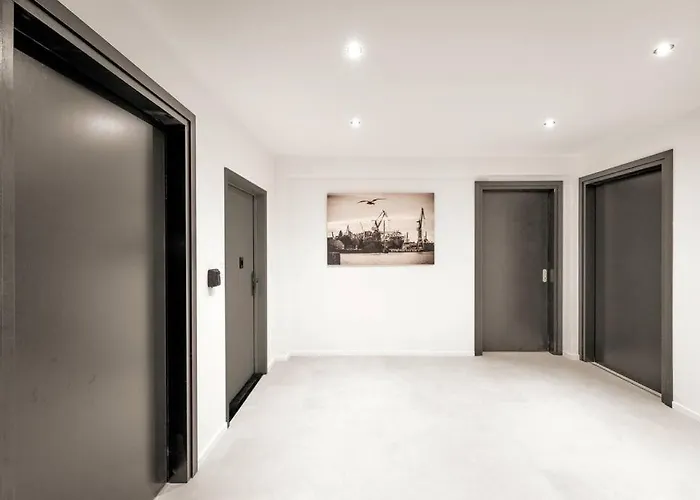 Apartament Hh 02 By Rockchair - Superhost Status - Modernes Mit Sonnigem Balkon & Premium Boxspringbetten In Winterhude - Geheimtipp *